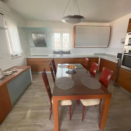 Apartman Luana With Private Jacuzzi *