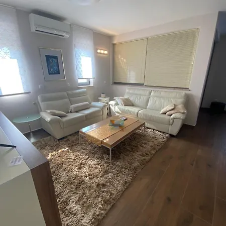 Luana With Private Jacuzzi Apartment Zadar