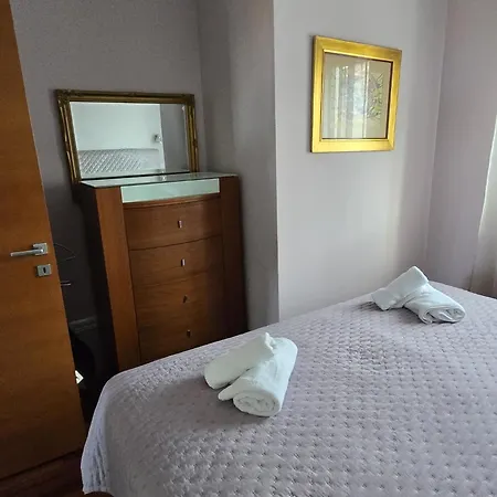 Luana With Private Jacuzzi Apartment
