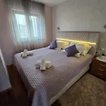 Luana With Private Jacuzzi 公寓 扎达尔