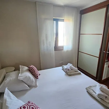 Апартаменты Luana With Private Jacuzzi *