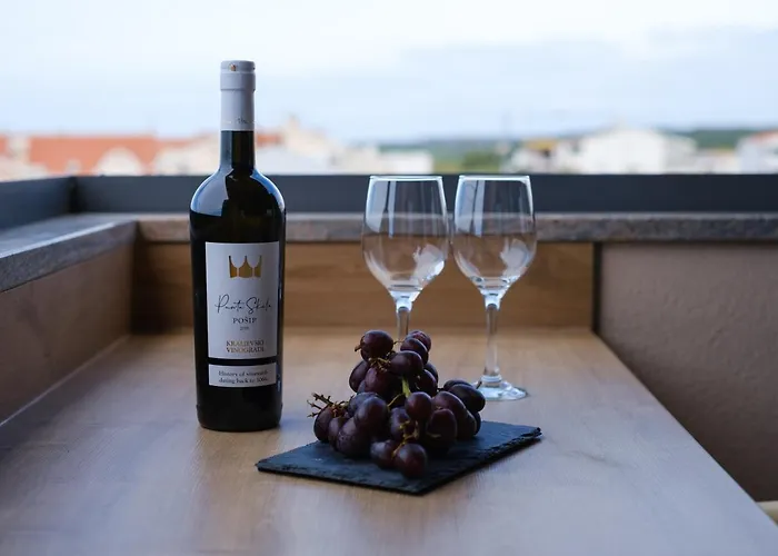 Apartmán Luana With Private Jacuzzi *