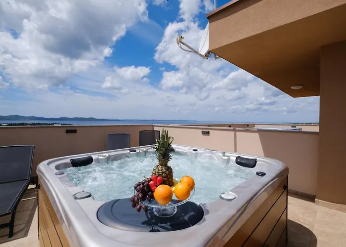 Luana With Private Jacuzzi * Zadar