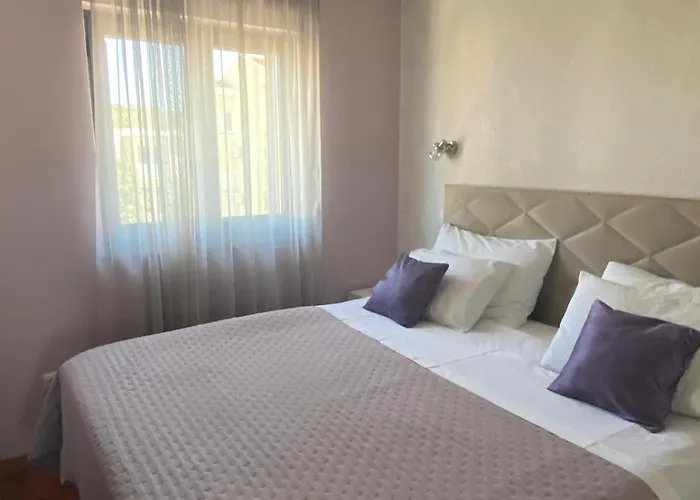 Apartmán Luana With Private Jacuzzi