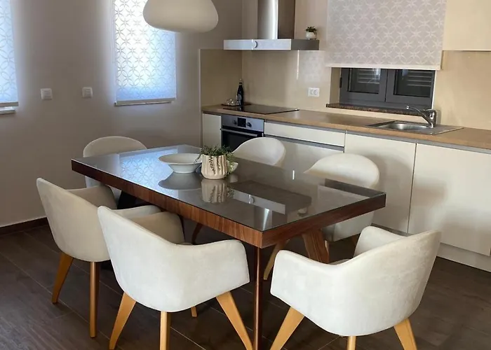 Apartmán Luana With Private Jacuzzi