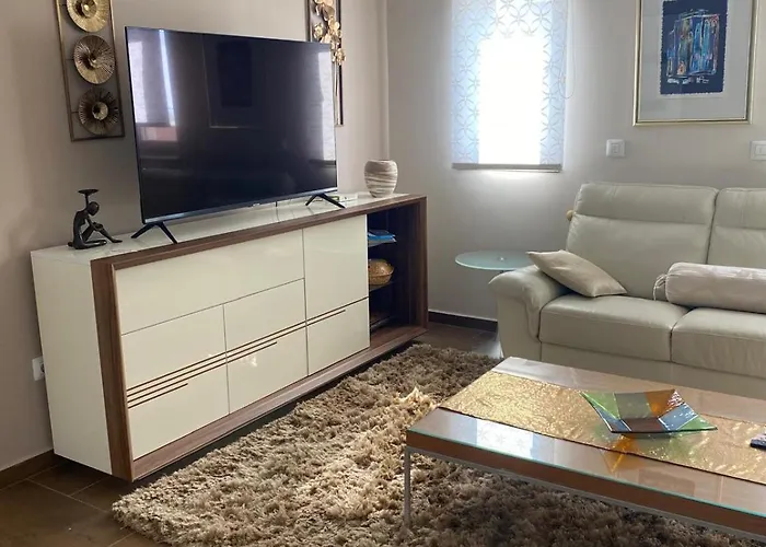 Apartmán Luana With Private Jacuzzi